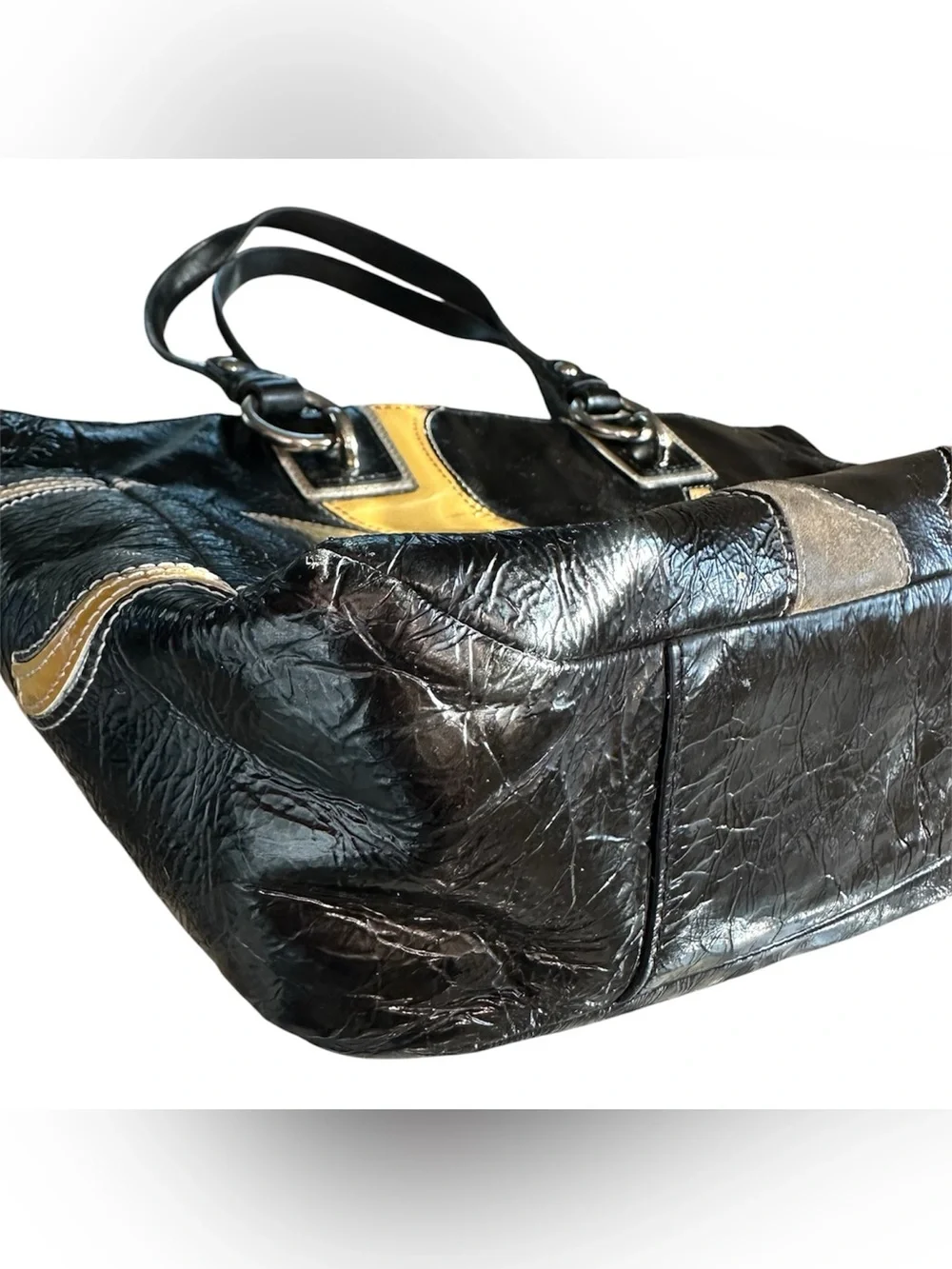Vintage Y2K Coach Signature Sufflette patent black leather handbag